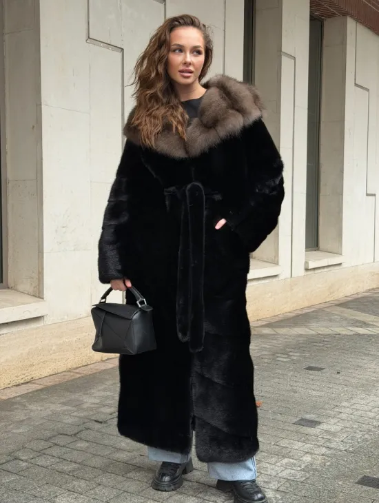 Длинная норковая шуба - кимоно с капюшоном куница