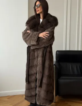 Шуба-кимоно с капюшоном куница