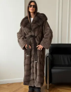 Шуба-кимоно с капюшоном куница