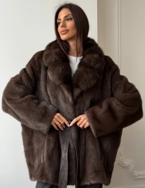 Полушубок норковый летучая мышь с воротником куницы