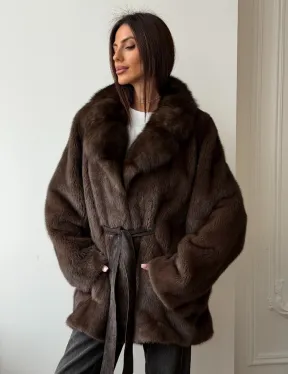 Полушубок норковый летучая мышь с воротником куницы