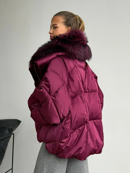 Пуховик с мехом чернобурки