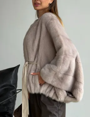 Женская шуба в стиле 