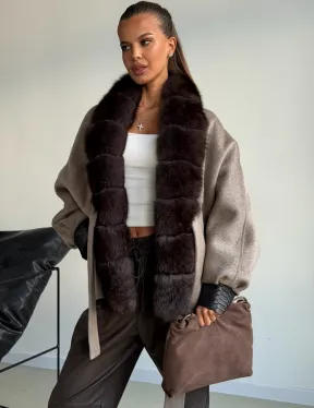 Пальто с мехом финского песца