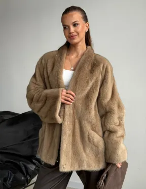 Норковый полушубок V-образный воротник