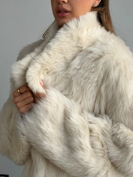 Двухсторонняя дубленка из меха тосканы