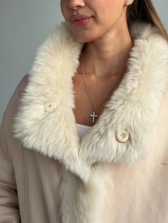 Двухсторонняя дубленка из меха тосканы