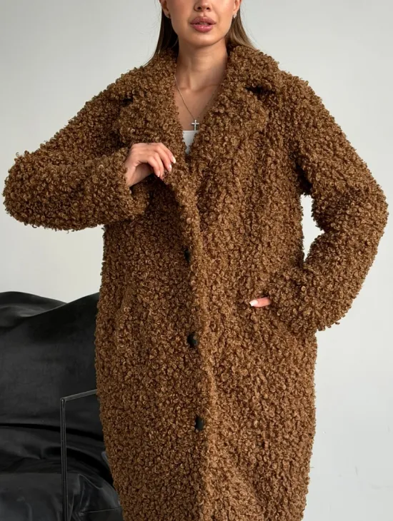 Коричневая двухсторонняя дубленка из экомеха