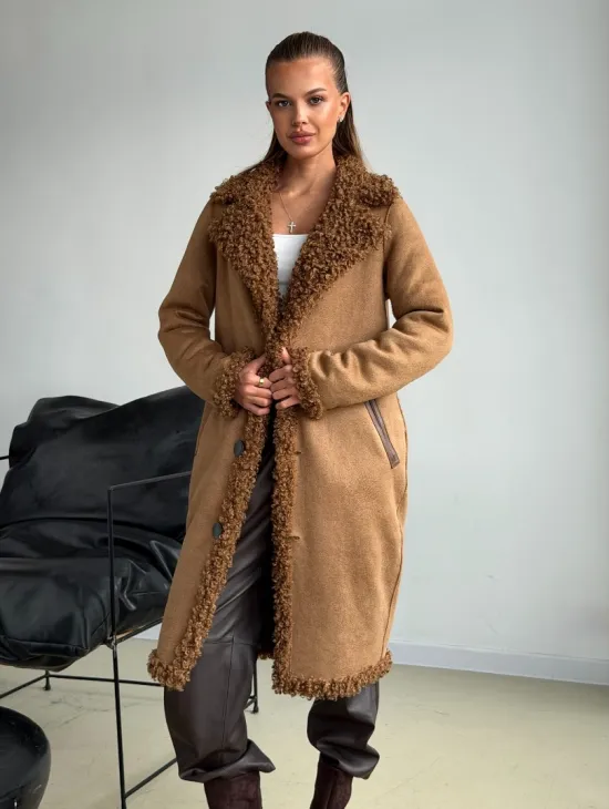 Коричневая двухсторонняя дубленка из экомеха