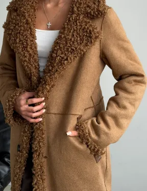 Коричневая двухсторонняя дубленка из экомеха