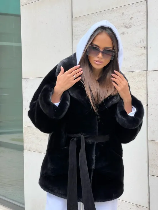 Черная короткая шуба из плюшевой норки Velvet с английским воротником