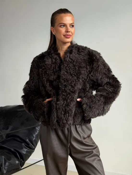 Дубленка кроп-топ из овчины калган