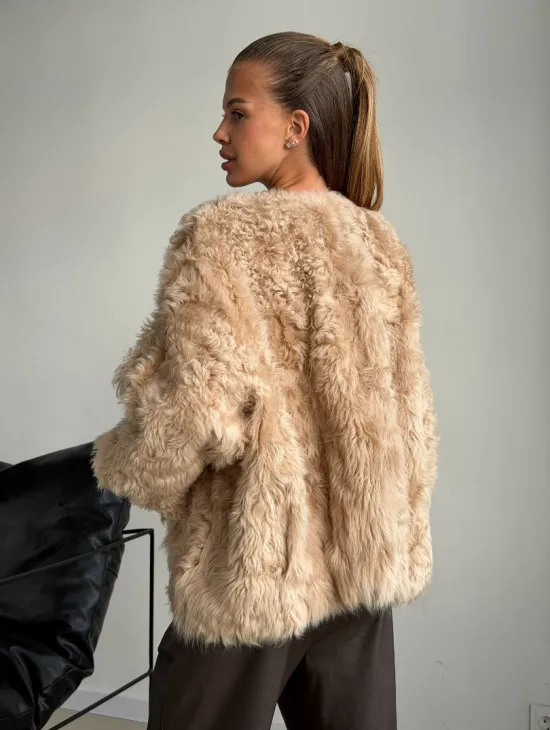 Короткая куртка из овчины