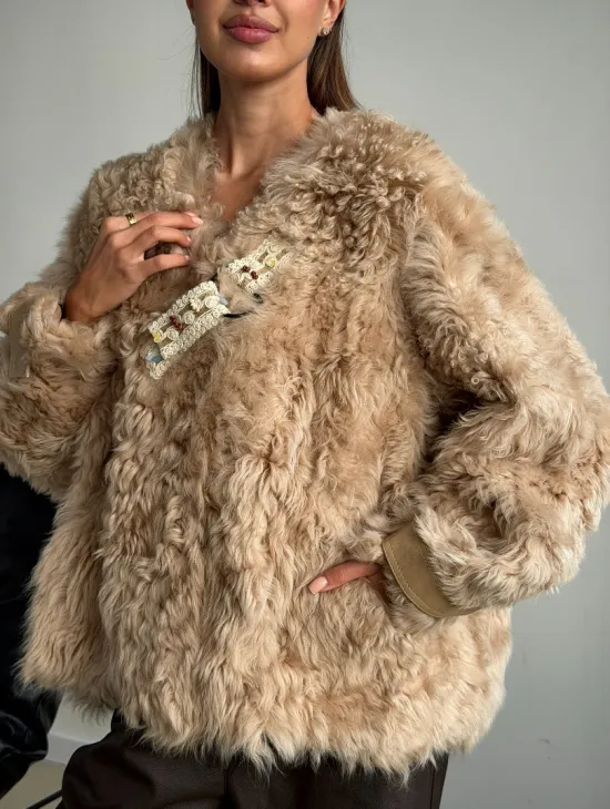 Короткая куртка из овчины