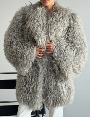 Серая шуба из ламы