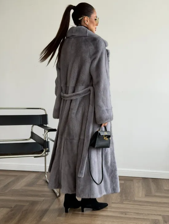 Голубая норковая шуба