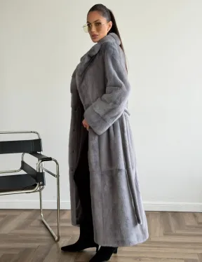 Голубая норковая шуба