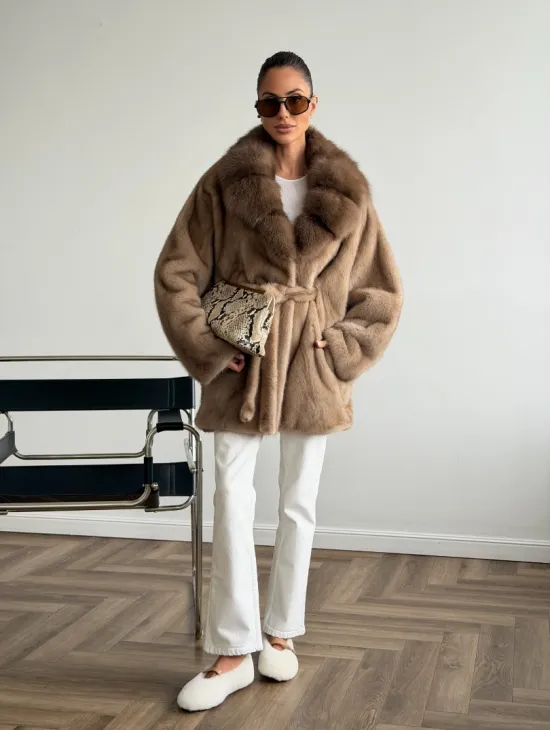 Шуба норковая с воротником куница - летучая мышь