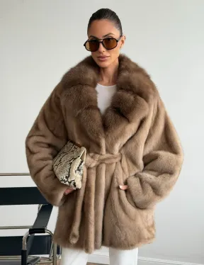 Шуба норковая с воротником куница - летучая мышь