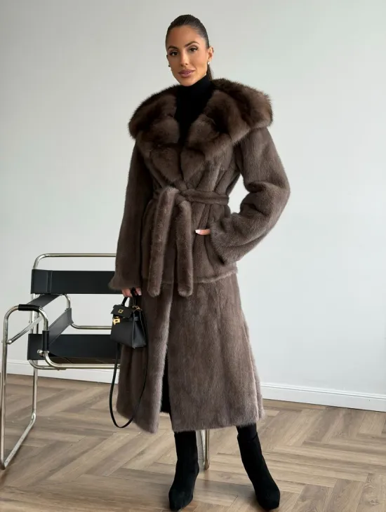 Шуба норковая длинная с капюшоном