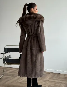 Шуба норковая длинная с капюшоном