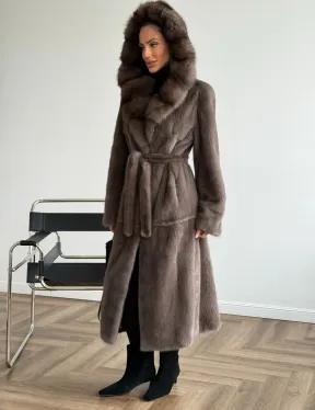 Шуба норковая длинная с капюшоном