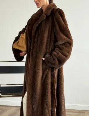 Прямая шуба из норки с поясом