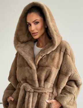 Норка пастель с капюшоном - летучая мышь