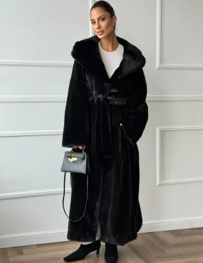 Чёрная норковая шуба модель «кимоно» с капюшоном кобра