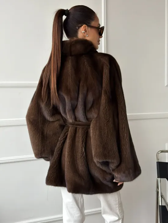 Норковый полушубок с меховым поясом - Летучая мышь
