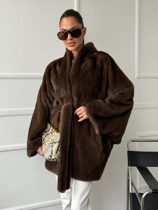 Норковый полушубок с меховым поясом - Летучая мышь