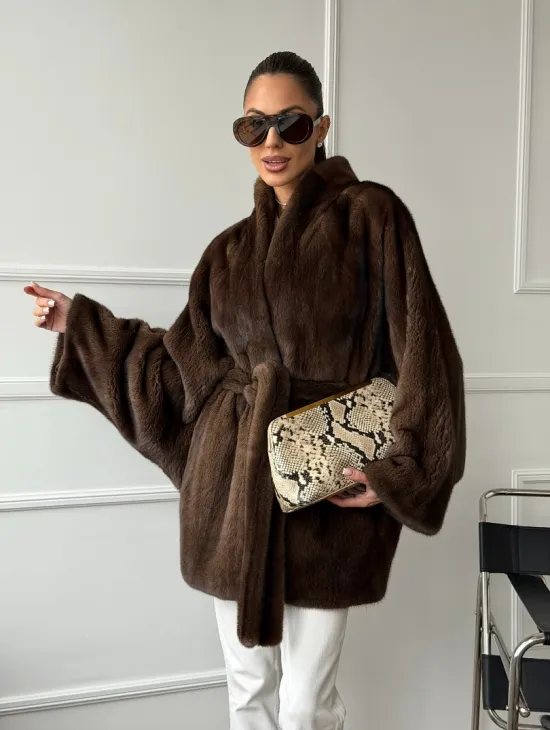 Норковый полушубок с меховым поясом - Летучая мышь