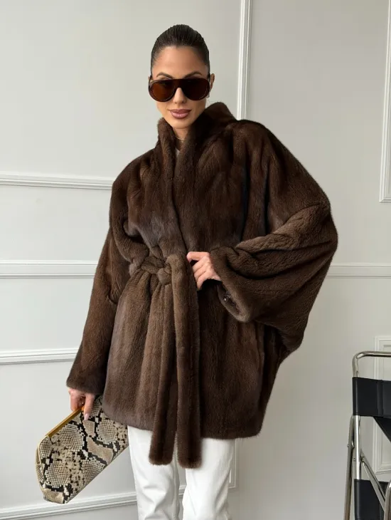 Норковый полушубок с меховым поясом - Летучая мышь