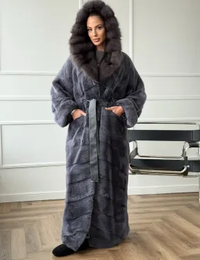 Длинная норковая шуба в пол с капюшоном куница