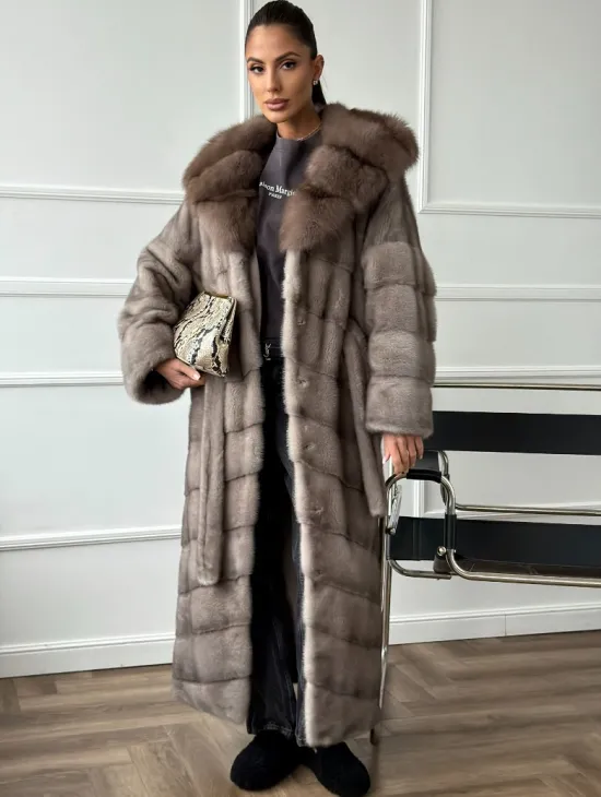 Шуба-кимоно норка в пол с капюшоном куница