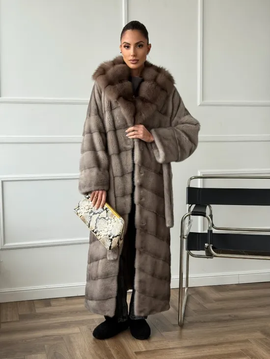 Шуба-кимоно норка в пол с капюшоном куница