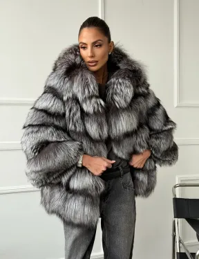 Шуба из меха чернобурки с капюшоном - серая
