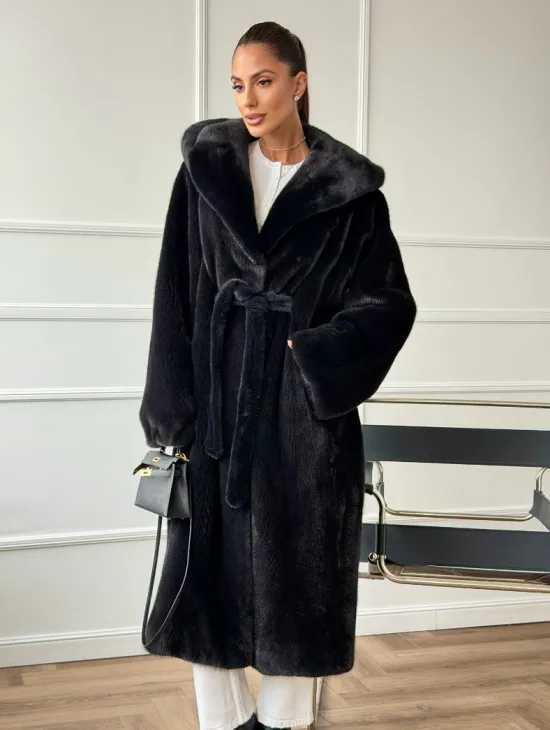 Шуба из норки BLACKGLAMA  с капюшоном в роспуск