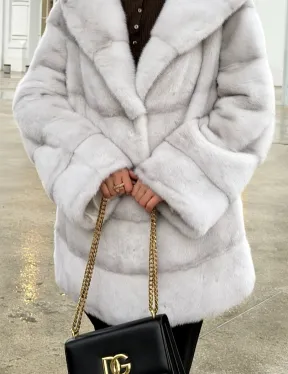 Белая норковая шуба с капюшоном - автоледи