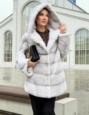 Белая норковая шуба с капюшоном - автоледи