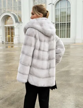 Белая норковая шуба с капюшоном - автоледи