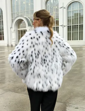 Шуба укороченная из арктической лисы под рысь