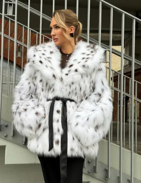 Шуба из лисьего меха под рысь с капюшоном