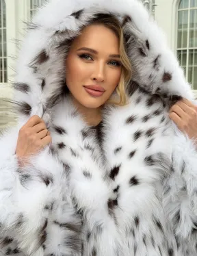 Шуба из лисьего меха под рысь с капюшоном