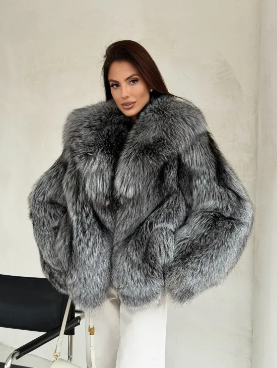 Полушубок из чернобурой лисы