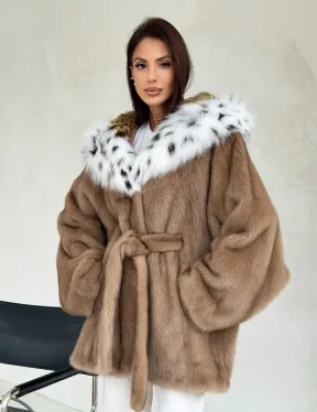 Шуба норковая пастель в роспуск с капюшоном под рысь