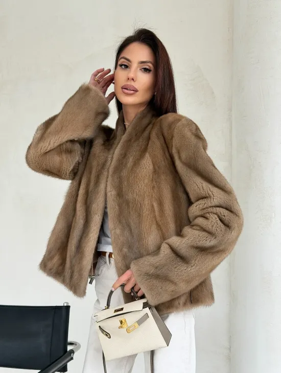 Укороченная шуба из натурального меха норки - пастель