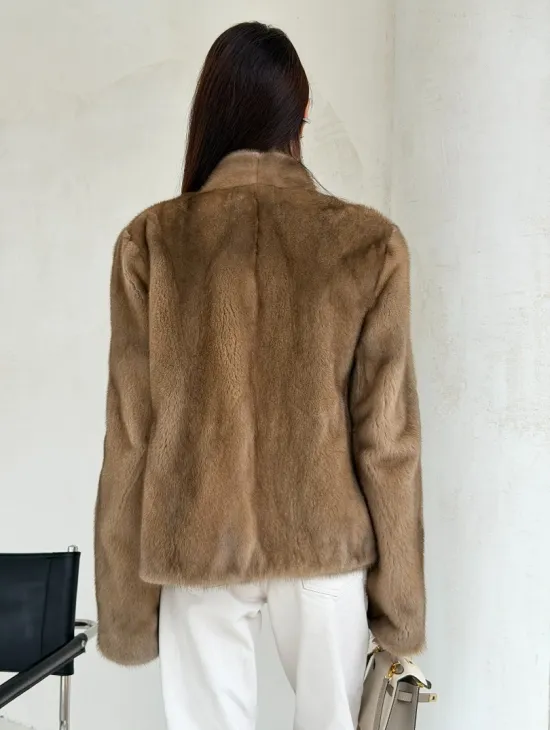 Укороченная шуба из натурального меха норки - пастель