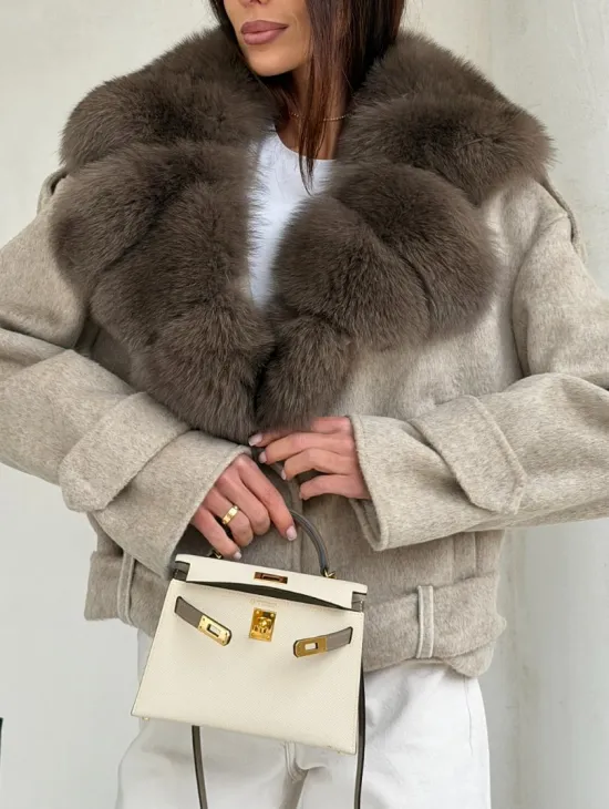 Куртка - пальто с мехом финского песца