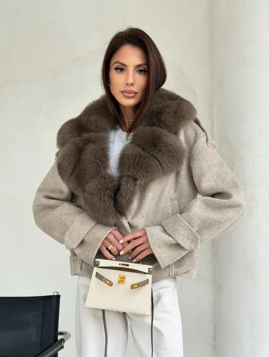 Куртка - пальто с мехом финского песца